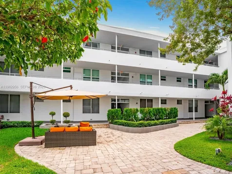 10210 Collins Avenue Bal Harbour FL 33154
