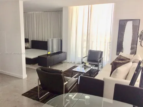 151 SE 1 Street Miami FL 33131