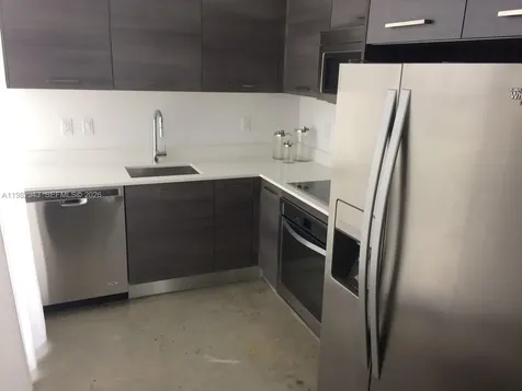 151 SE 1 Street Miami FL 33131