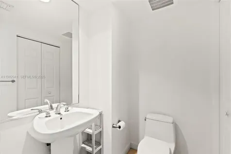 1755 E Hallandale Beach Boulevard Hallandale Beach FL 33009