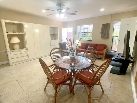 15529 SW 69th Terrace Miami FL 33193
