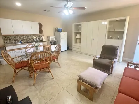 15529 SW 69th Terrace Miami FL 33193