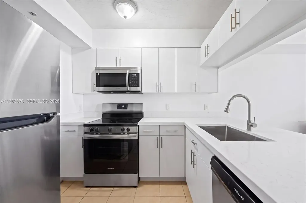 102 SW 6th Avenue Miami FL 33130