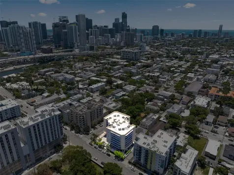 102 SW 6th Avenue Miami FL 33130