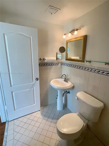 1853 Jefferson Avenue Miami Beach FL 33139