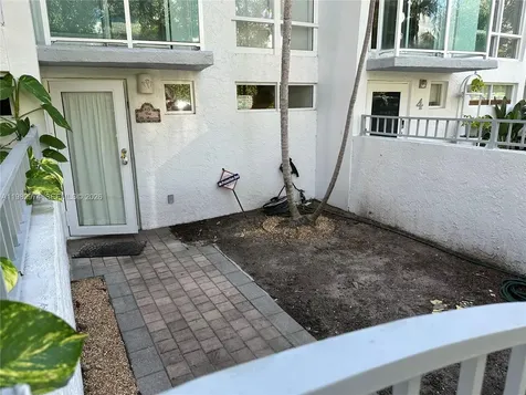 1853 Jefferson Avenue Miami Beach FL 33139