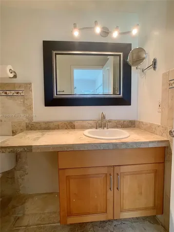 1853 Jefferson Avenue Miami Beach FL 33139