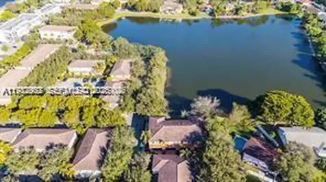 2417 SW 99th Way Miramar FL 33025