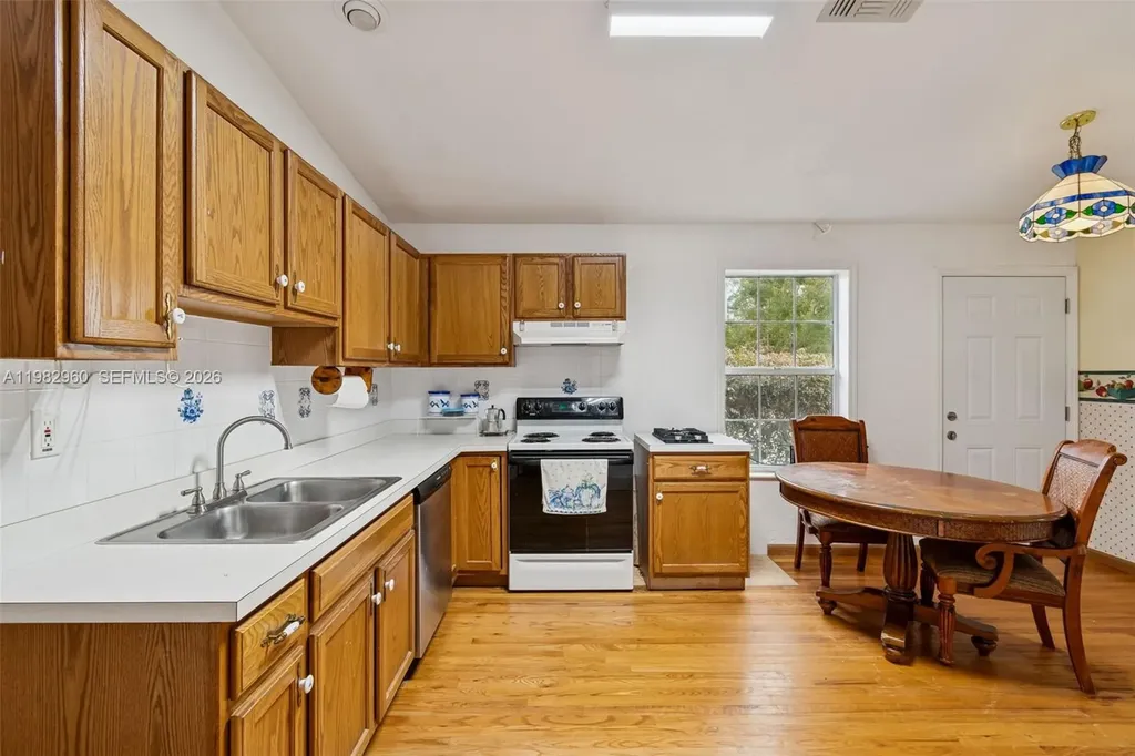 2334 N Hiawassee Road Other City - In The State Of Florida FL 32703