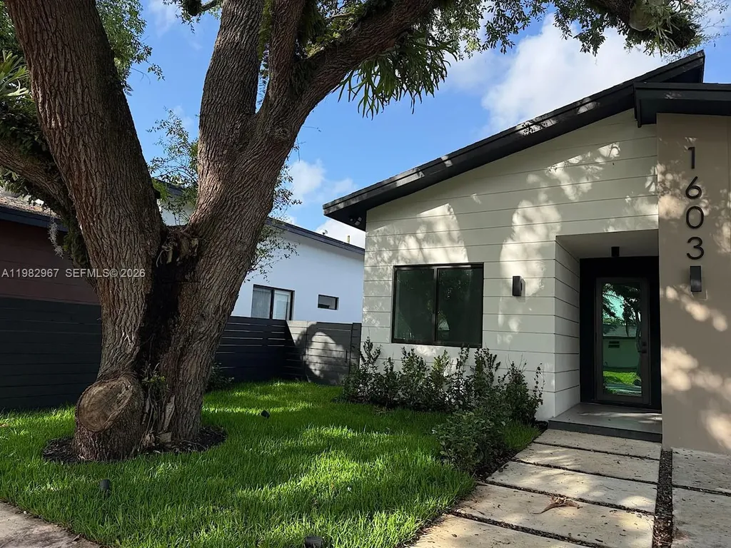 1603 SW 30th Avenue Fort Lauderdale FL 33312