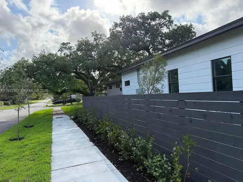 1603 SW 30th Avenue Fort Lauderdale FL 33312