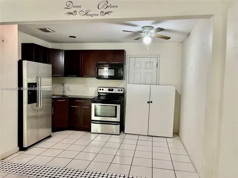 2016 NE 26th Street Wilton Manors FL 33305