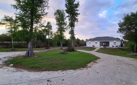 3646 28th Avenue SE Naples FL 34117