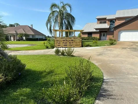 3116 Tanglewylde Lake Placid FL 33852
