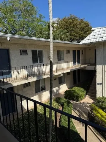 8601 SW 68th Court Pinecrest FL 33156