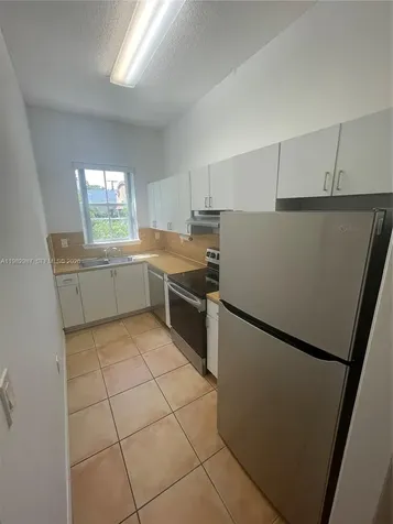 3421 SW 25th Street Miami FL 33133