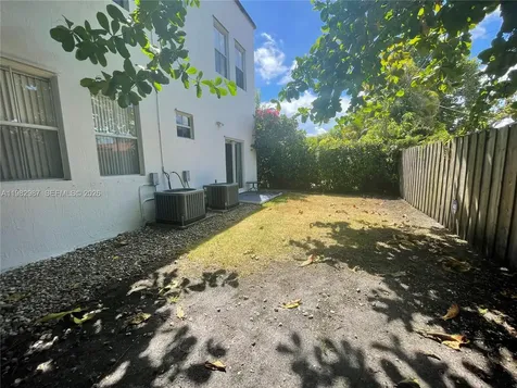 3421 SW 25th Street Miami FL 33133