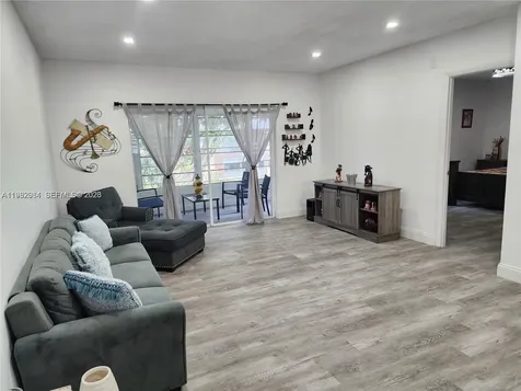 7605 NW 4th Place Margate FL 33063
