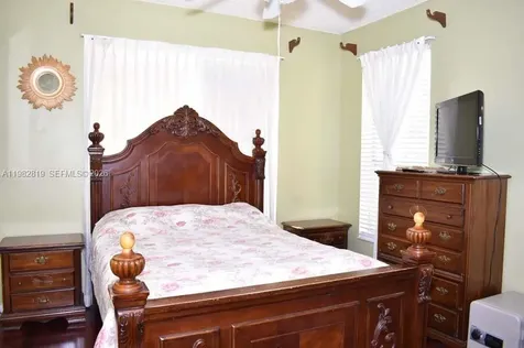 16319 SW 11th Street Pembroke Pines FL 33027