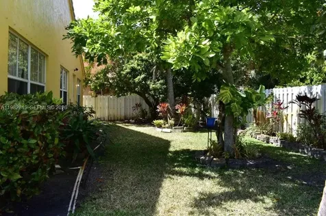 16319 SW 11th Street Pembroke Pines FL 33027
