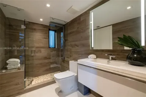 1755 Fairhaven Place Miami FL 33133