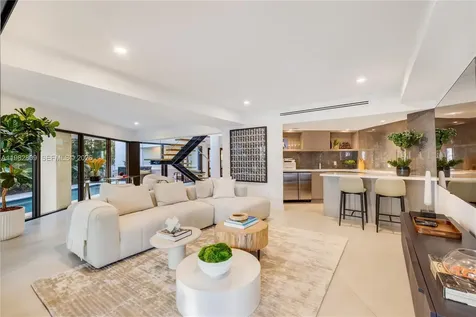 1755 Fairhaven Place Miami FL 33133