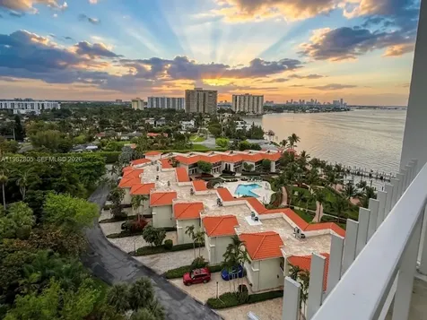 4000 Towerside Terrace Miami FL 33138