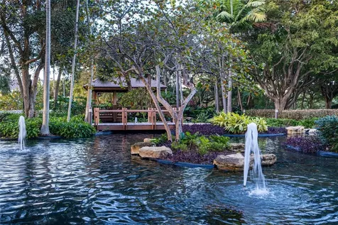 4000 Towerside Terrace Miami FL 33138