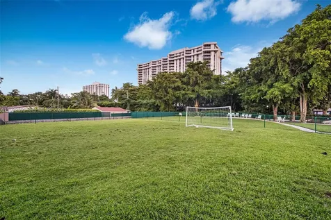 4000 Towerside Terrace Miami FL 33138