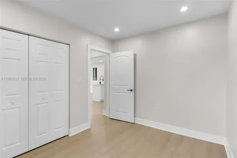 1521 NW 51st Street Miami FL 33142