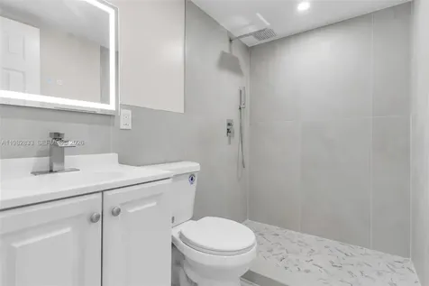 1521 NW 51st Street Miami FL 33142