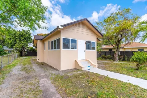 1521 NW 51st Street Miami FL 33142