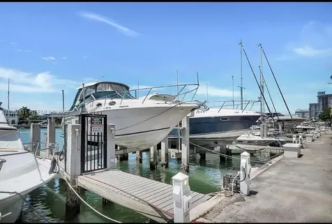 5401 Collins Avenue Miami Beach FL 33140
