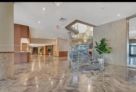 5401 Collins Avenue Miami Beach FL 33140