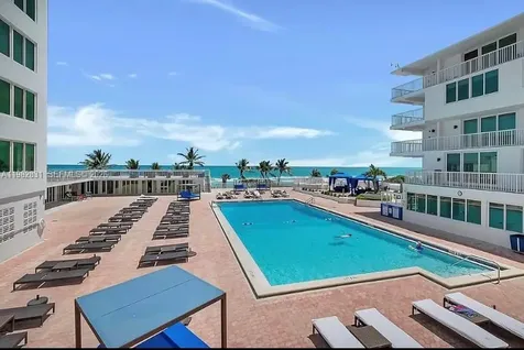 5401 Collins Avenue Miami Beach FL 33140
