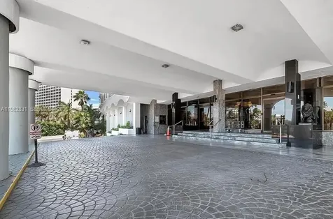 5401 Collins Avenue Miami Beach FL 33140
