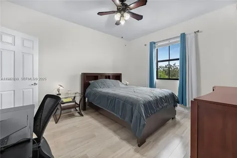 3461 SE 1st Street Homestead FL 33033