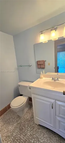 3037 Newport H Deerfield Beach FL 33442