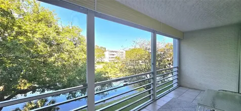3037 Newport H Deerfield Beach FL 33442
