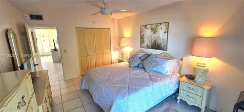 3037 Newport H Deerfield Beach FL 33442