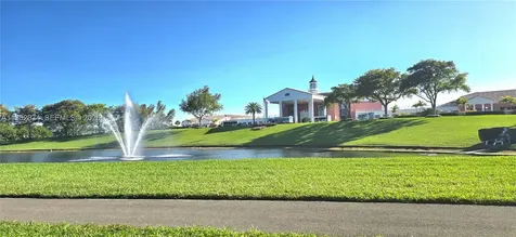 3037 Newport H Deerfield Beach FL 33442