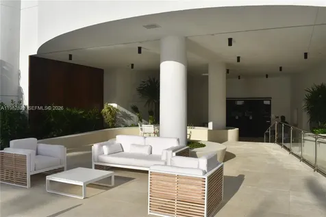 6365 Collins Avenue Miami Beach FL 33141