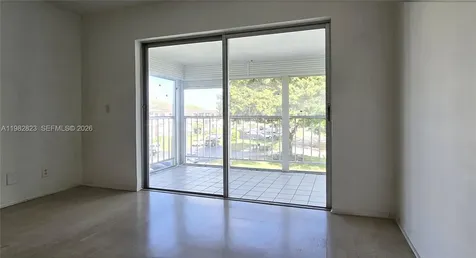 1201 Hillcrest Court Hollywood FL 33021