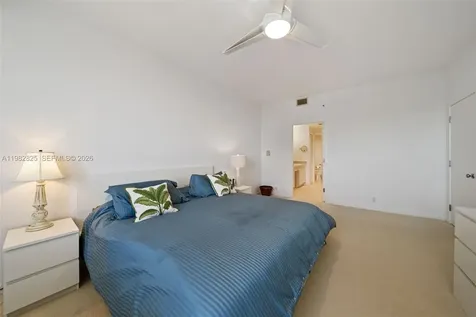 201 Crandon Boulevard Key Biscayne FL 33149