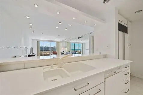 201 Crandon Boulevard Key Biscayne FL 33149