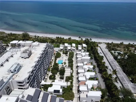 201 Crandon Boulevard Key Biscayne FL 33149