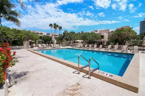 201 Crandon Boulevard Key Biscayne FL 33149