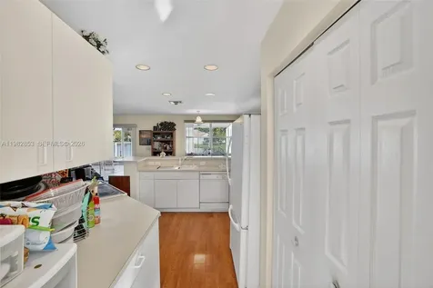 16419 Sapphire Place Weston FL 33331