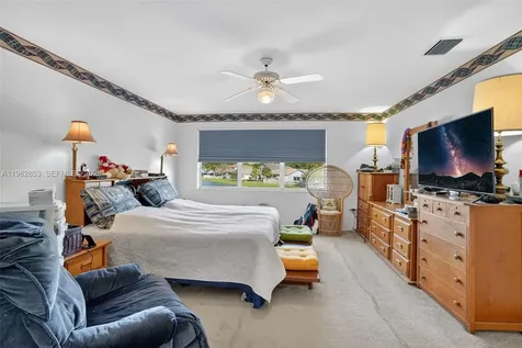 16419 Sapphire Place Weston FL 33331