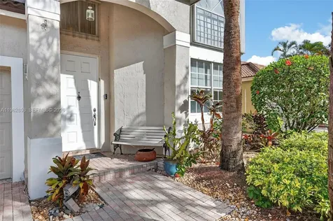 16419 Sapphire Place Weston FL 33331
